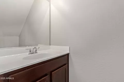 Entry Way - 10331 W Devonshire Ave, Phoenix, AZ 85037 photo 2 of 2