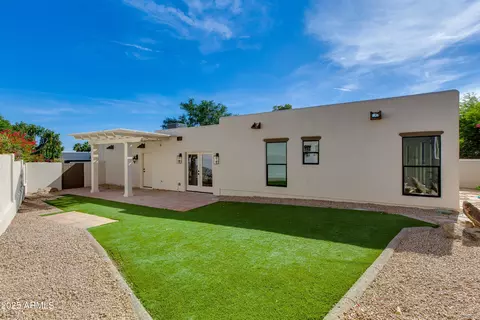 3186 E Stella Ln, Phoenix, AZ 85016 photo 19