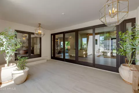 3186 E Stella Ln, Phoenix, AZ 85016 photo 16