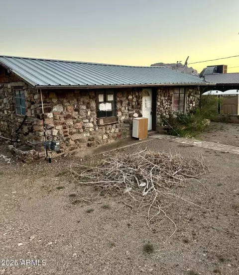 829 W Spray St, Superior, AZ 85173
