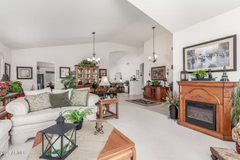 Living - 17543 N Rainbow Cir, Surprise, AZ 85374 photo 3 of 8
