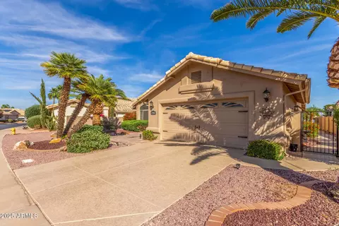Exterior - 17543 N Rainbow Cir, Surprise, AZ 85374 photo 5 of 10