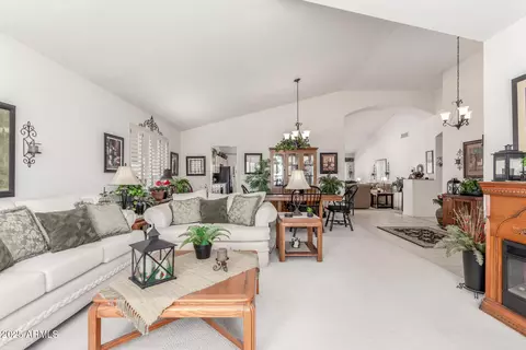 Living - 17543 N Rainbow Cir, Surprise, AZ 85374 photo 2 of 8
