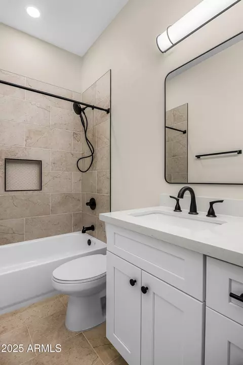 Bath - 4124 E Indianola Ave, Phoenix, AZ 85018 photo 5 of 8