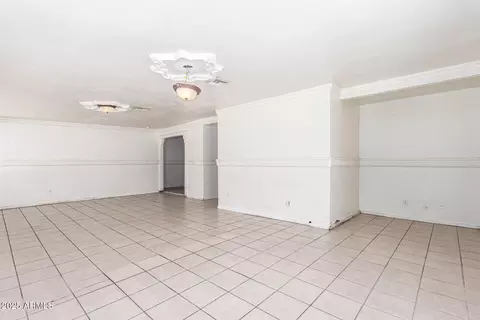 Living - 2401 N 27th St, Phoenix, AZ 85008 photo 1 of 6