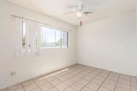 Bedroom - 2401 N 27th St, Phoenix, AZ 85008 photo 1 of 4