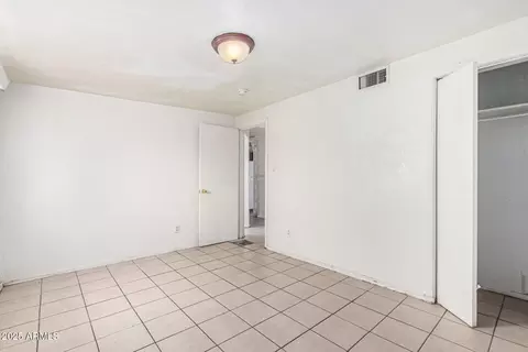 Bedroom - 2401 N 27th St, Phoenix, AZ 85008 photo 4 of 4
