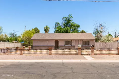 2401 N 27th St, Phoenix, AZ 85008