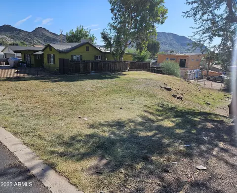 1533 E Sunnyside Dr #-, Phoenix, AZ 85020
