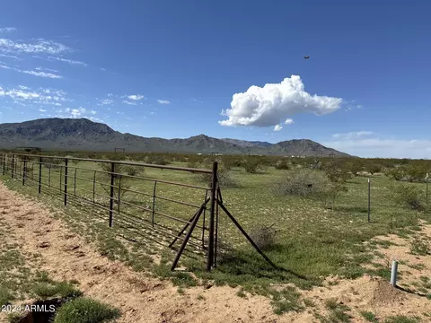 00 N Nn N 529th Ave Parcel 2b -- #-, Aguila, AZ 85320