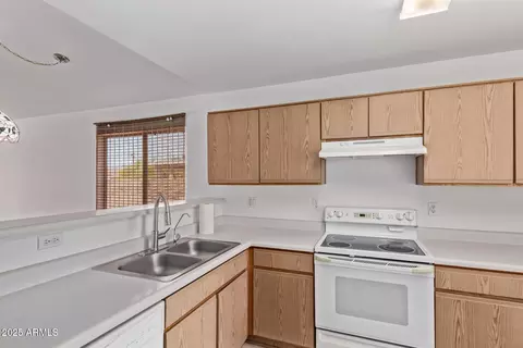 330 S Valley Dr, Apache Junction, AZ 85120 photo 8