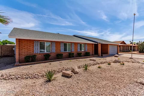 5721 W Palo Verde Ave, Glendale, AZ 85302