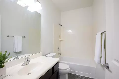 Bath - 3113 E Danbury Rd #10, Phoenix, AZ 85032 photo 2 of 3