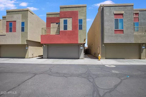 Exterior - 3113 E Danbury Rd #10, Phoenix, AZ 85032 photo 3 of 4