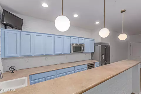 Kitchen - 3030 E Camellia Dr, Gilbert, AZ 85296 photo 7 of 7