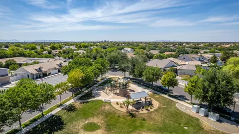 View/Area - 3030 E Camellia Dr, Gilbert, AZ 85296 photo 6 of 8
