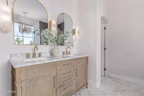Bath - 3030 E Camellia Dr, Gilbert, AZ 85296 photo 1 of 5