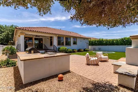 Exterior - 3030 E Camellia Dr, Gilbert, AZ 85296 photo 8 of 12
