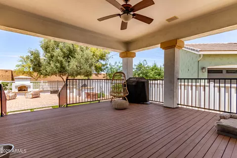 Exterior - 3030 E Camellia Dr, Gilbert, AZ 85296 photo 3 of 12
