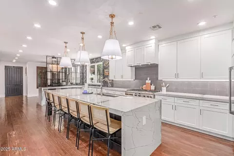 Kitchen - 3030 E Camellia Dr, Gilbert, AZ 85296 photo 3 of 7