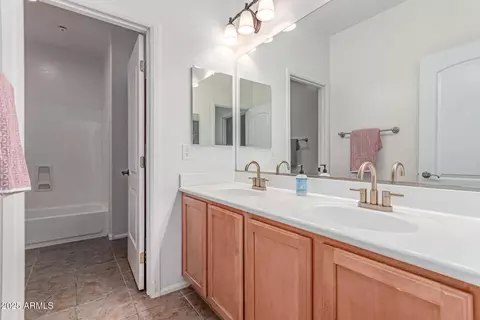 Bath - 3030 E Camellia Dr, Gilbert, AZ 85296 photo 4 of 5
