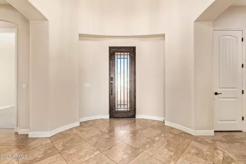 Entry Way - 2457 E Melrose St, Mesa, AZ 85213 photo 1 of 1