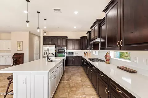 Kitchen - 2457 E Melrose St, Mesa, AZ 85213 photo 3 of 4