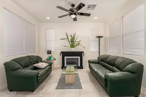 Living - 3783 E Stiles Ln, Gilbert, AZ 85295 photo 1 of 2