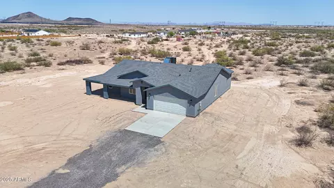 8218 S 351st Ln, Tonopah, AZ 85354