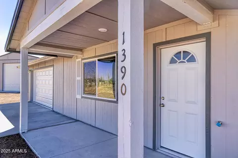 1390 S Apple Cir, Taylor, AZ 85939