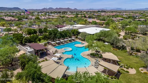 View/Area - 3824 E Parkside Ln, Phoenix, AZ 85050 photo 4 of 8