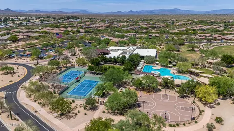 View/Area - 3824 E Parkside Ln, Phoenix, AZ 85050 photo 1 of 8