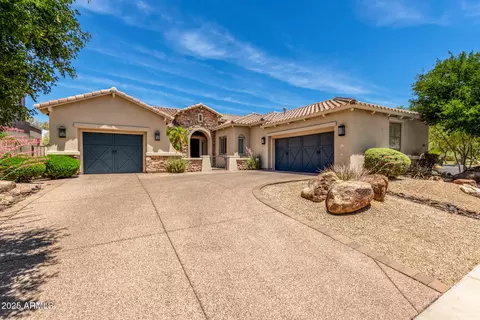 Exterior - 3824 E Parkside Ln, Phoenix, AZ 85050 photo 3 of 11
