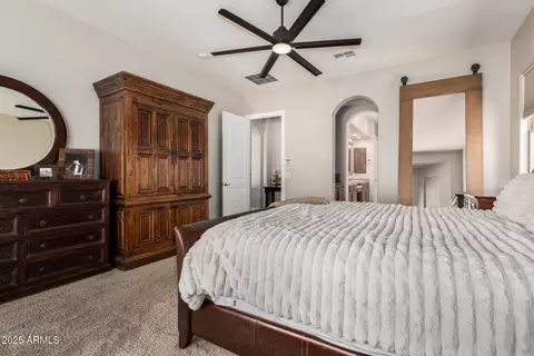 Bedroom - 3824 E Parkside Ln, Phoenix, AZ 85050 photo 3 of 7