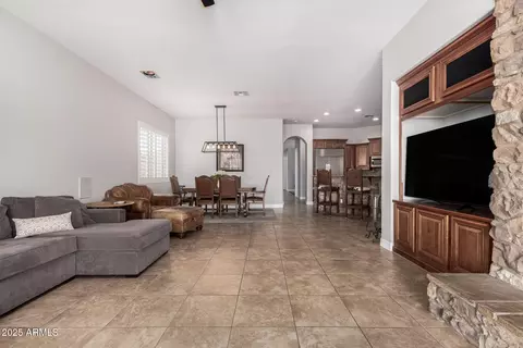 Other - 3824 E Parkside Ln, Phoenix, AZ 85050 photo 3 of 17