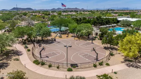 View/Area - 3824 E Parkside Ln, Phoenix, AZ 85050 photo 2 of 8
