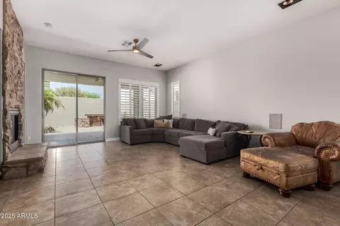 Living - 3824 E Parkside Ln, Phoenix, AZ 85050 photo 6 of 6