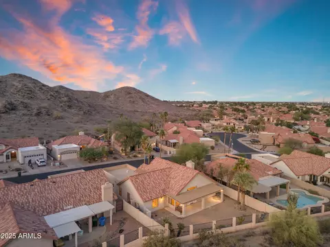 View/Area - 15232 S 36th Pl, Phoenix, AZ 85044 photo 2 of 7