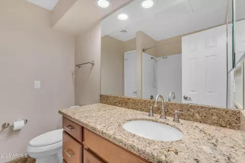 Bath - 15232 S 36th Pl, Phoenix, AZ 85044 photo 3 of 3