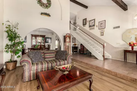 Living - 4601 E Sunnyside Ln, Phoenix, AZ 85032 photo 1 of 2