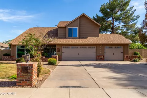 Exterior - 4601 E Sunnyside Ln, Phoenix, AZ 85032 photo 1 of 8
