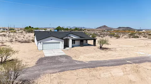 8328 S 351st Ln, Tonopah, AZ 85354