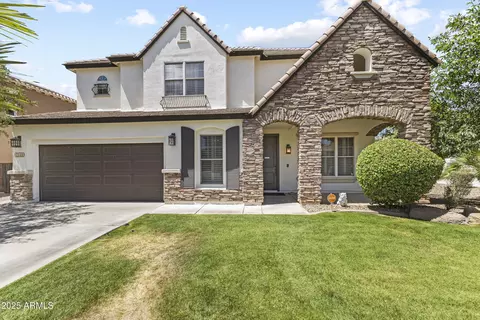 2144 E Honeysuckle Pl, Chandler, AZ 85286