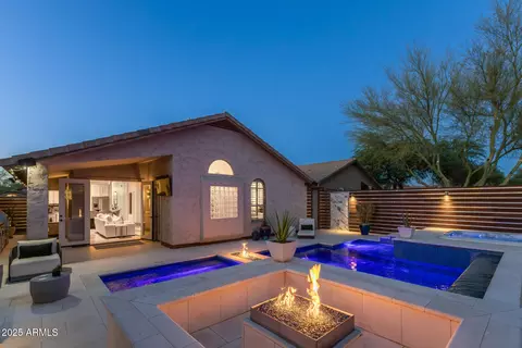 Exterior - 4605 E Swilling Rd, Phoenix, AZ 85050 photo 5 of 16