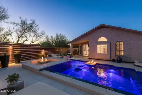 Exterior - 4605 E Swilling Rd, Phoenix, AZ 85050 photo 7 of 16