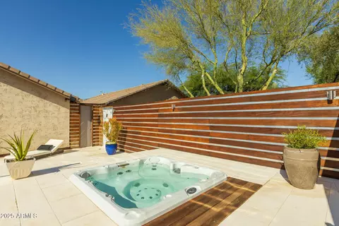 Exterior - 4605 E Swilling Rd, Phoenix, AZ 85050 photo 11 of 16
