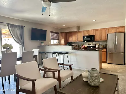 1661 E Bishop Dr, Tempe, AZ 85282 photo 12