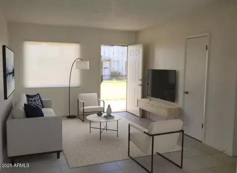 7109 W Wolf St, Phoenix, AZ 85033