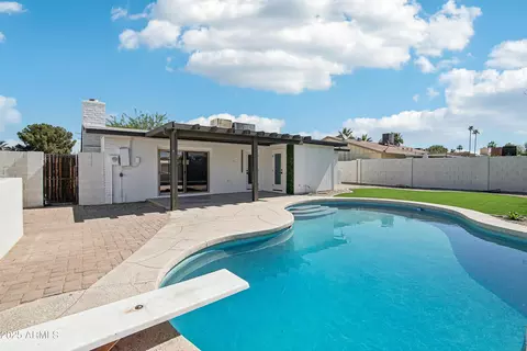 1653 E Palmcroft Dr, Tempe, AZ 85282 photo 2