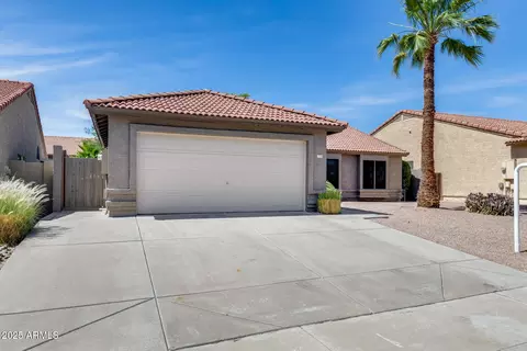 2730 E Desert Trumpet Rd, Phoenix, AZ 85048